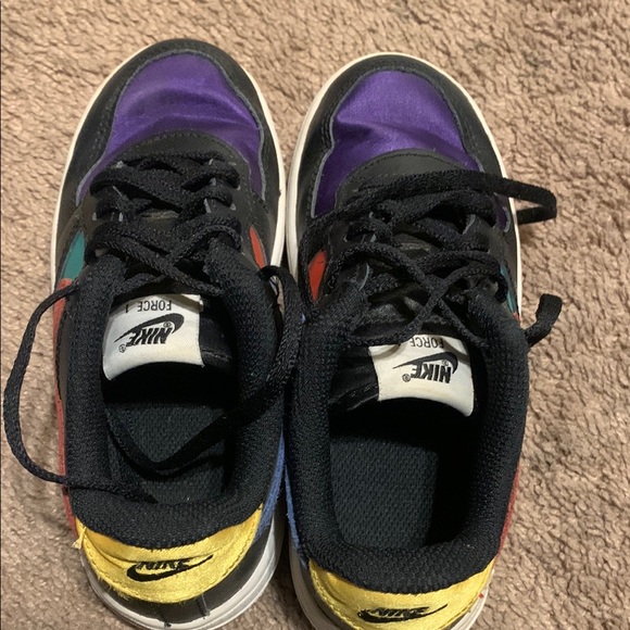 Bold Multicolor Low-Top Sneakers with Teal Swoosh - Picture 6 of 6